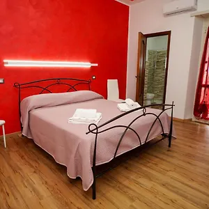 https://casa-mercy.catania-hotels.net