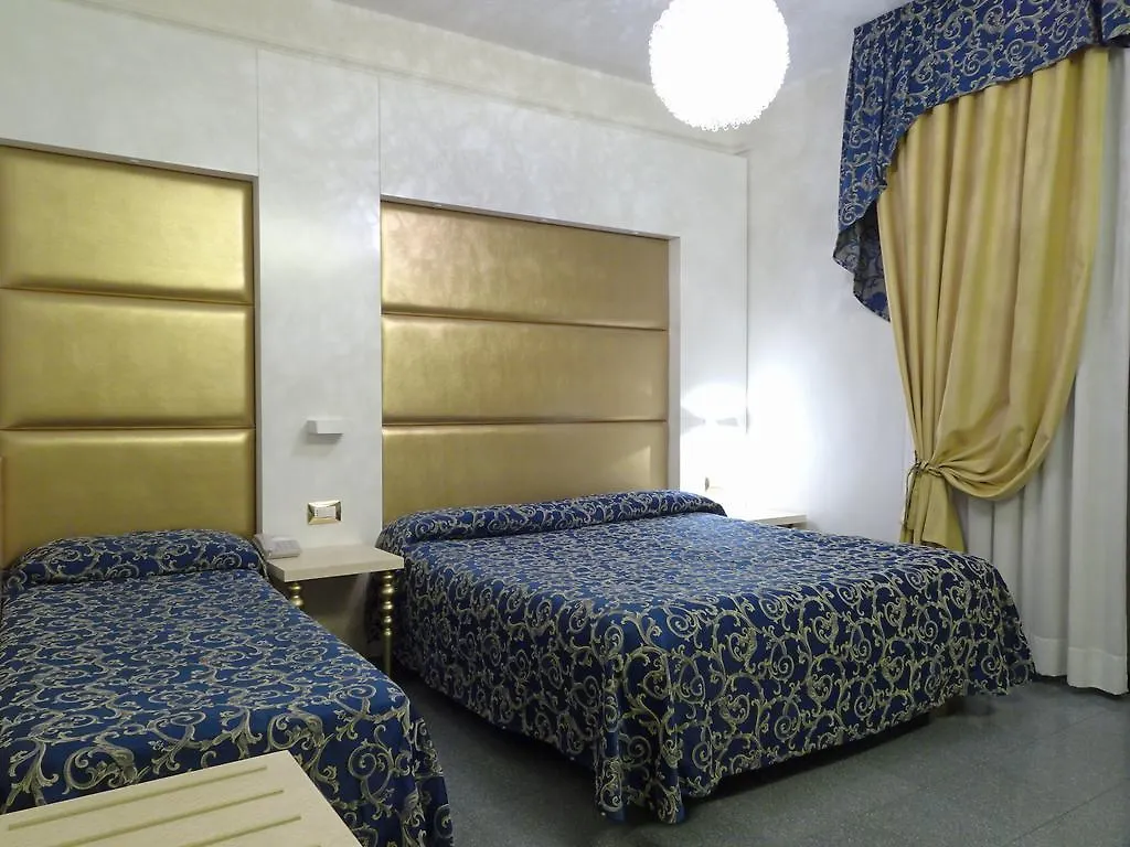 Hotel Ambassador Rimini 4*,